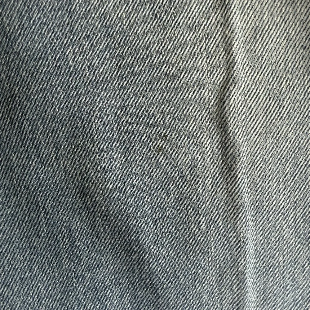 Vintage Levis 550 Jeans Mens 36x34 (36x32) Light Wash Baggy Distressed Denim 90s